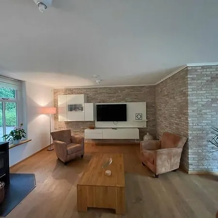 Aldubo Casa de Férias Den Burg