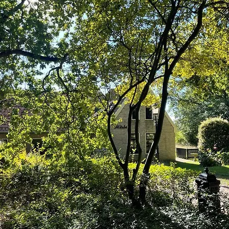 Aldubo Casa de Férias Den Burg